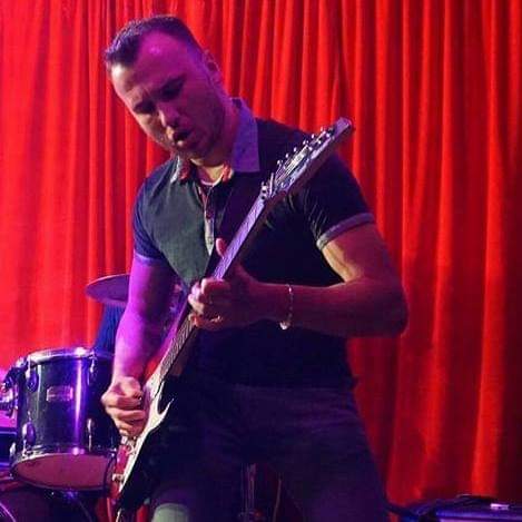 LucasLumic's tweet photo. I'll keep it simple. My music. Experience some rock guitar sounds blended with electronic vibes 🚨💥
📀 Available on all services ⬇️
https://t.co/ocKwINnkb6
#NewMusicAlert #NewMusic #lstreamonlyindie #NewRelease #rock #indierock #IndieArtists #streamindie #musicindustry https://t.co/ShjF5hh5T5