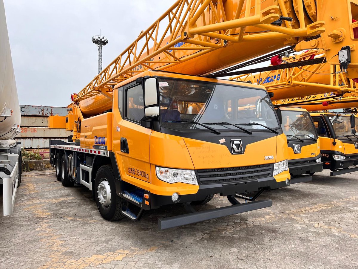 NicoleC24419658's tweet image. XCMG QY30K5C Truck Crane
#XCMG #XCMGCRANE
Dimension: 12990*2550*3500mm
Engine Model: SC9DF300.1Q5
Rated Power: 221/2200 kw/rpm
