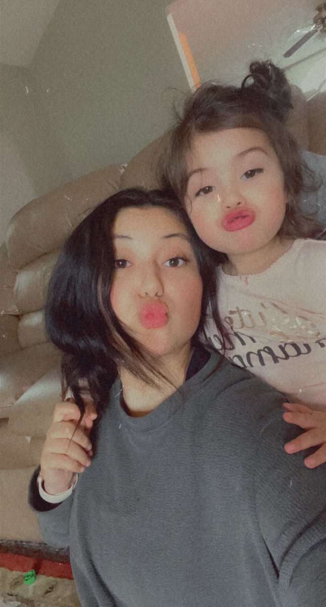 brianna_ashleyr's tweet photo. my whole entire heart turns 3 tomorrow and starts preschool tuesday… 
i’m excited for this new milestone in her life and ours, but my heart is broken knowing she isn’t so little anymore. 
someone tell me these milestone get easier…. sad mom over here 🥺💕 https://t.co/Ji5cYI9kkk