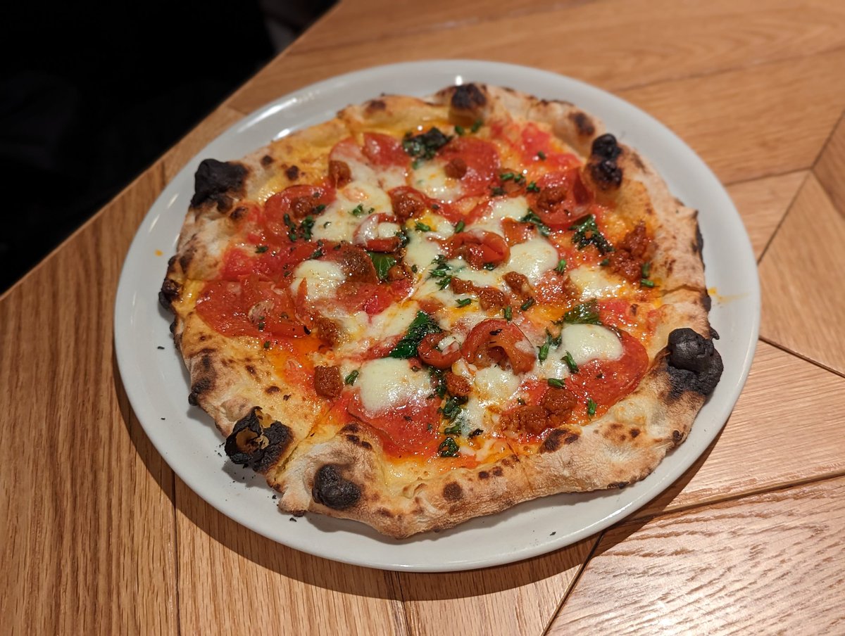 PhoebeAmoroso's tweet photo. We did well tonight #PizzaMarumo https://t.co/30zvrW9IVu