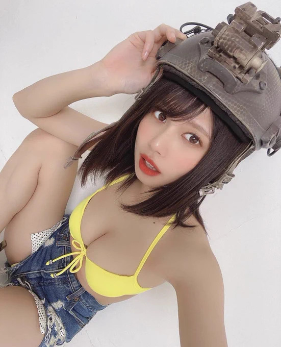 黒髪にしたくなってきたけど似合うのは茶髪なんだよなぁ… 