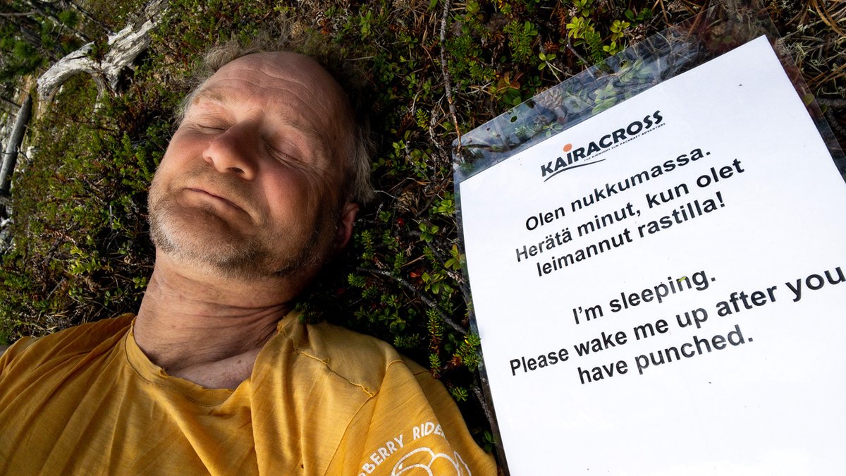 ⏰ Herätä kaveri, ettei edullisin ilmoittautumispäivä mene ohi! 📆 Wake him up (don't punch) – it's only few hours left to sign up at the lowest price! 
registration.kairacross.fi

#kesä2023 #packrafting #hiking #paddling #adventure #lapland #melonta #vaellus #suunnistus #seikkailu