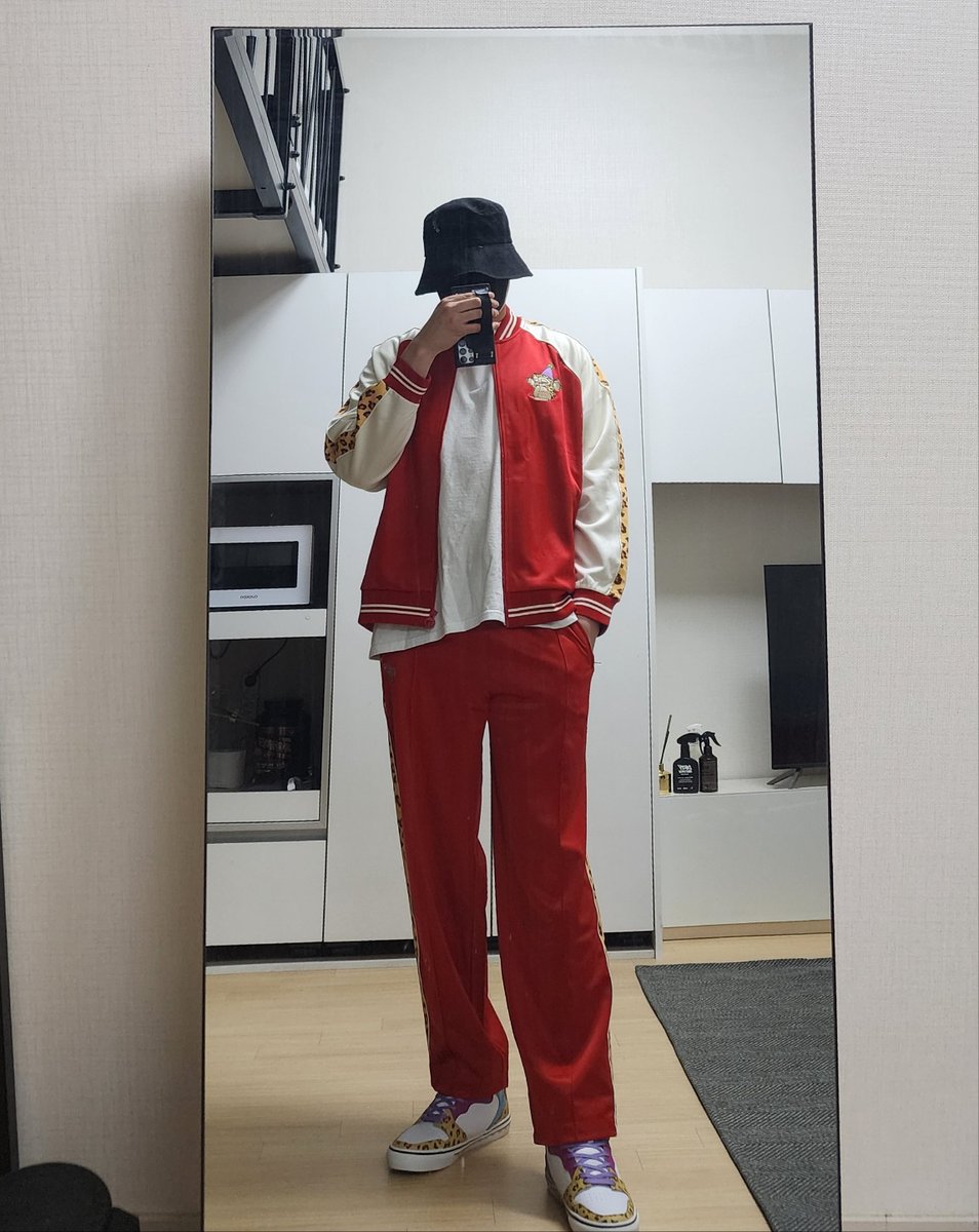 cobacknam's tweet photo. 수프라 NFT 홀더 혜택이 도착했습니다 !
역시 실물 혜택이 마음 편한 듯 ㅋㅋ
#SUPRA #SUPRANFT #수프라 #수프라NFT https://t.co/No4qbMRdyo