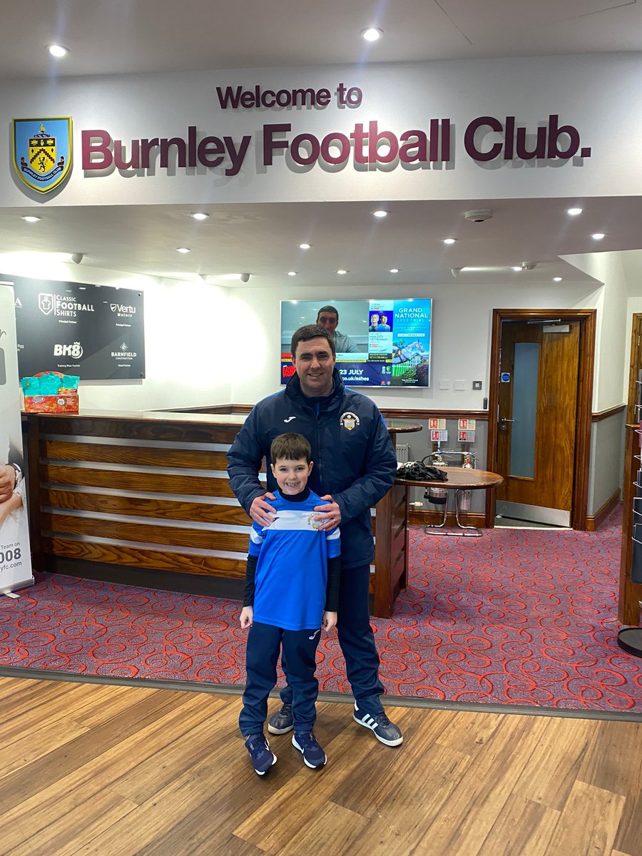 xHazel87x's tweet photo. Lewis enjoyed a trip to Burnley FC with his football team yesterday. They played some matches before watching Burnley v Coventry ⚽️ @StJohnsPG https://t.co/dHfoZAqMxb