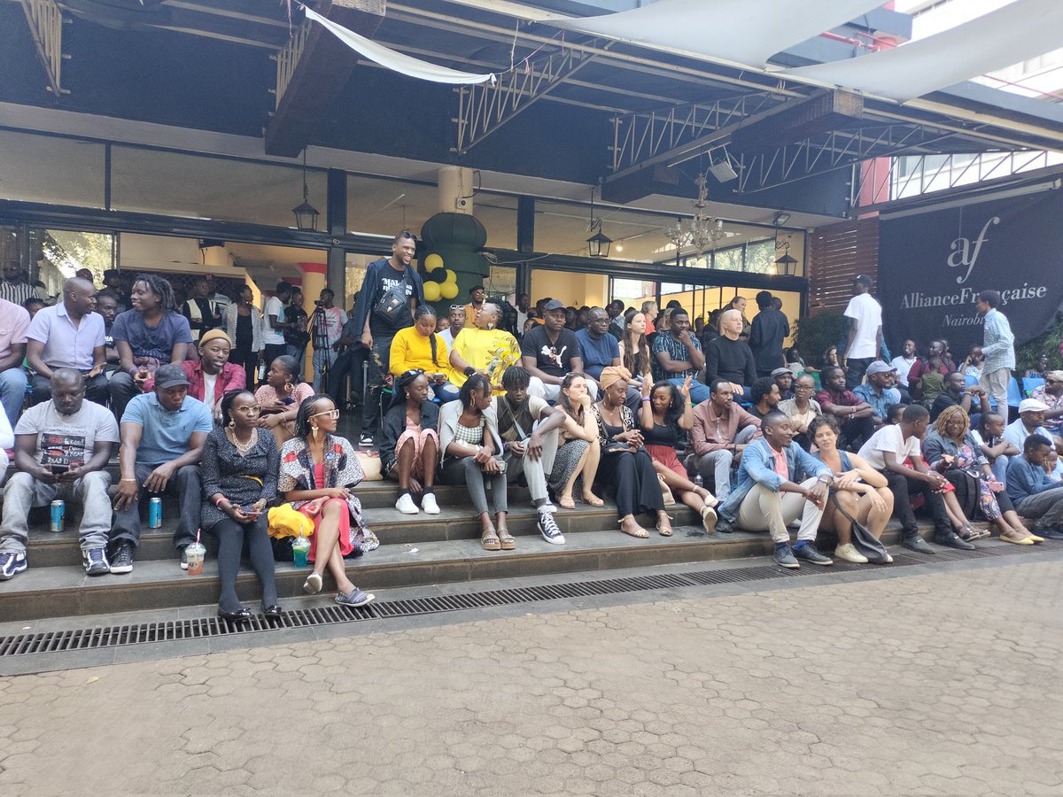 QiqwetuLiveGigs's tweet photo. #MathewmatixUnplugged Gig
#LiveMusic
#LiveMusicMovement
#PlayKeMusic https://t.co/icjz15DO4b