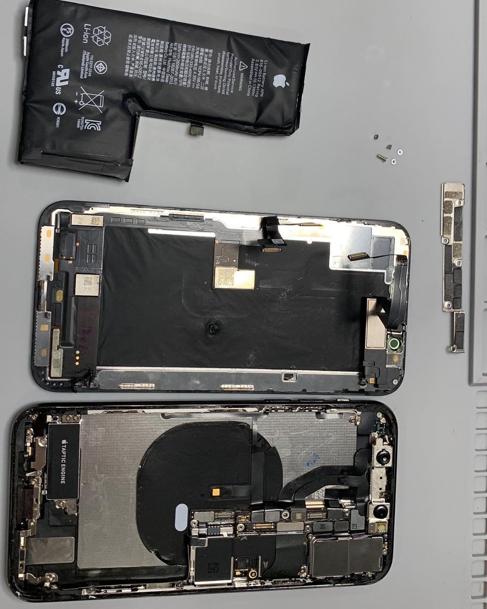 ASLE_Novatec's tweet image. 🪫Batería inflada: Así es como la reparamos a través de la soldadura a una batería nueva.

En #ASLENovatec siempre es un placer ayudarte con tus dispositivos electrónicos 🙌🏻