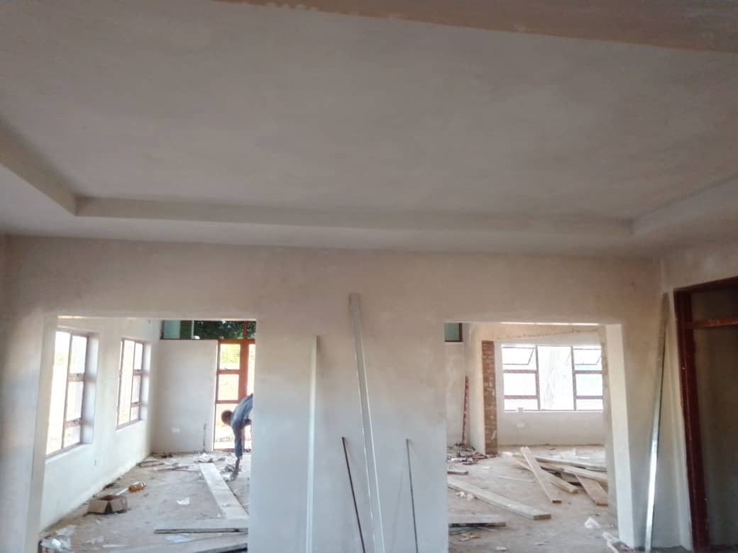 High_Endsales's tweet photo. @iMisred @redmarketsunday #redmarketsunday #building #renovations #construction #architectural #plumbing #maintenance #projectmanagement looking to renovate or building your house contact us or WhatsApp 0780999931 for quality services at affordable prices. https://t.co/7o6qlEDTUv