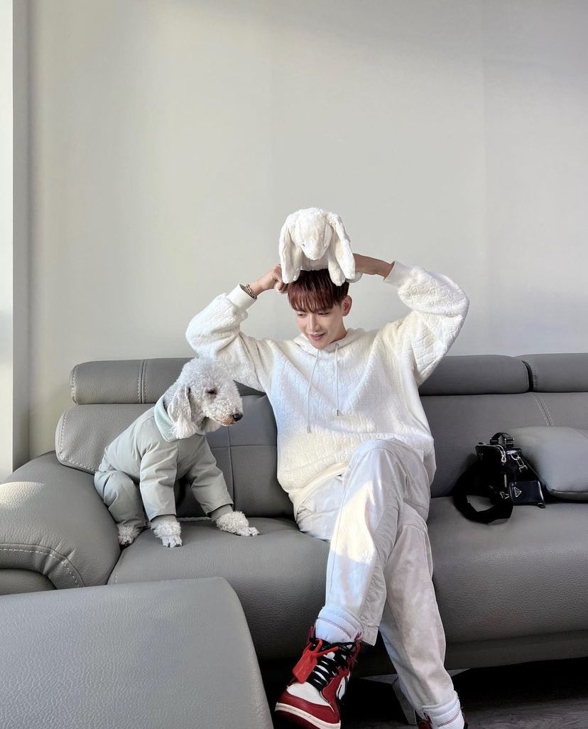 NK_Noomnim's tweet photo. Happy Birthday! P"Kim 🐼💗
"May all your wishes come true."

#나의위로_나의노래_준케이생일 
#HAPPY_JUN_K_DAY
#จุนทูดาเคย์เดย์ https://t.co/IdUGtWNjOz