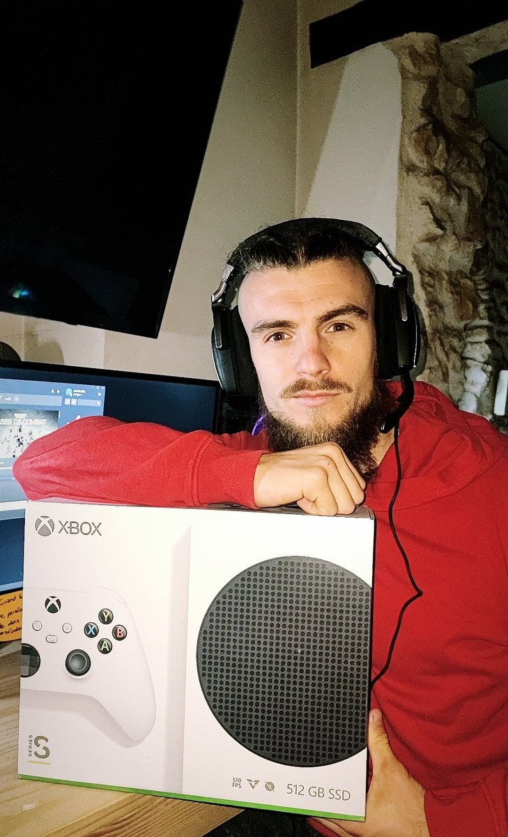 LowGunOn's tweet photo. Cadeau pour l'année passée sur Twitch 💜
🎮 JEUX CONCOURS🎮
💚Xbox série S a gagner 💚
Follow @LowGunOn &amp; @SKULT_gg 
Retweet&amp;Commente 🍀
TAS le 25/01/2023⏳⌛
Bonne chance 🍀🤝 https://t.co/vqfpPY7wYF