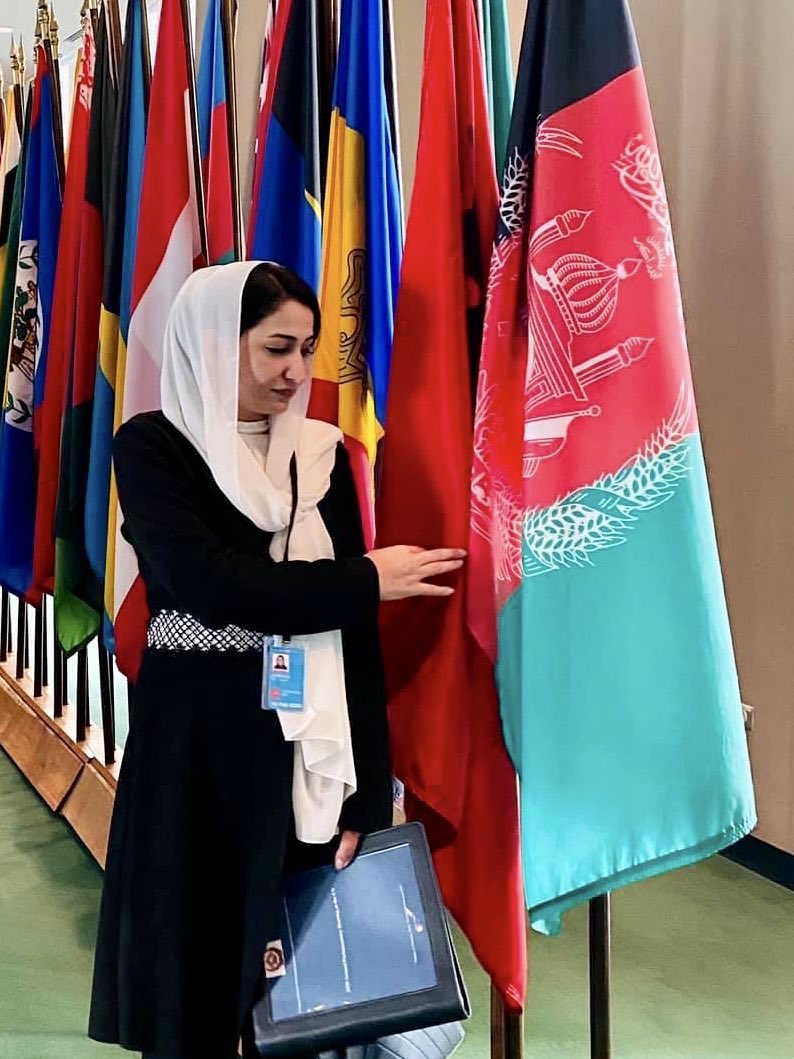 HNeumannMEP's tweet image. 🖤 Mursal Nabizada, woman parliamentarian in #Afghanistan, was brutally killed alongside her bodyguard in her home, in #Kabul. 

I am sad and angry and want the world to know! She was killed in darkness, but the #Taleban build their system of Gender Apartheid in full daylight.