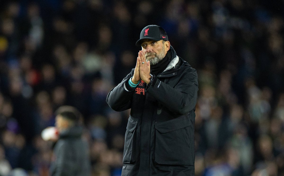 Livin_Liverpool's tweet photo. We stand with you in good and bad times. You made us believe, you fulfilled all of our dreams, you understand how we breathe and you are part of us. 

Now it's time for us to believe in you as you believed in us. We know you can turn this around. 

Jurgen Klopp 👊 https://t.co/5j8VnNdBlb