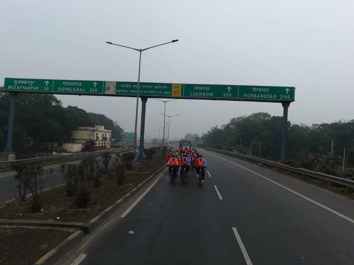 peoplebuzzindia's tweet image. An #indianstartups from Bihar has created an #ElectricVehicles a cycle, a #Setrans #Venture. 1000 kilometres on EV #bicycles in #Bihar. Bravo #Life_Must_Gaon  #RanaRaushanSingh #startupindia #MissUniverse2022 #MissUniverse #MissUniverse2023 #BharatJodo #RahulGandhi