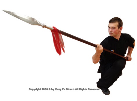 꽤 자주 봤을 이 중국쪽의 창은 창 또는 화창(花槍)이라고 부르는 창의 한 종류라고 합니다. 매체에서 사례들은 영화 무인 곽원갑과 게임 에이지...