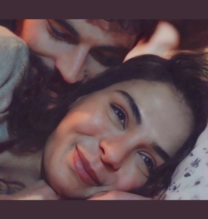 BirsenKahrama17's tweet photo. Reymirsiz 90.haftamız🧡🖤🥀🥀🥺🥺
#Reymir https://t.co/F3Wt44wsVr