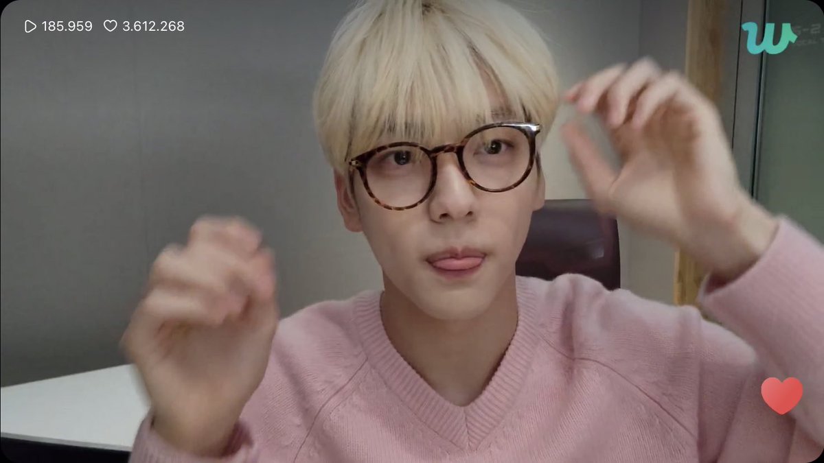 soobiIove's tweet image. soobin with glasses 💗