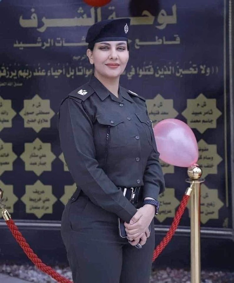 ترقية النقيب لارا فاضل الى رتبة رائد