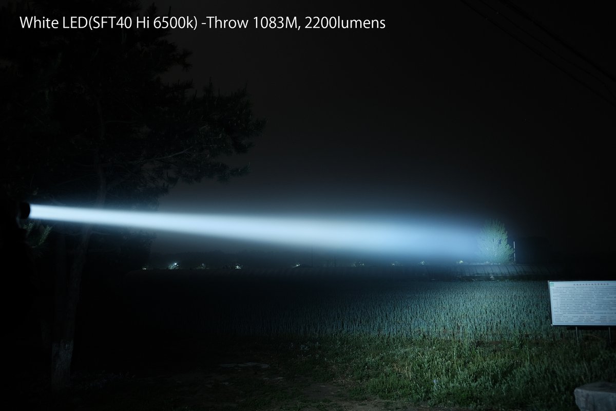 AcebeamJapan's tweet photo. レンズ径はわずか55mm
最大投射距離は1520m
L19は同じヘッド径で最長投射距離のハンティング懐中電灯です‼️
3つのLEDオプション、どれが好きですか?
https://t.co/I79gWz7gII
#acebeam #懐中電灯 #huntingflashlight #flashlight #戦術 #tactical #tacticalflashlight #狩猟 https://t.co/WrdAnOPfHS