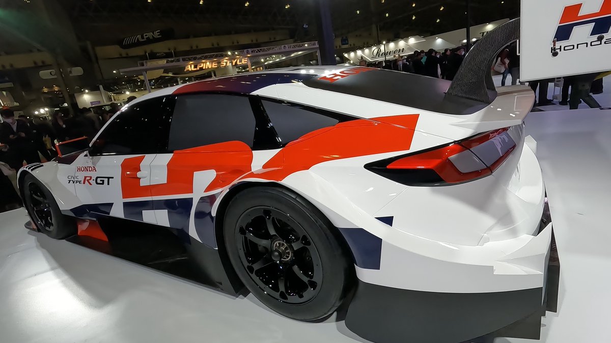 Kamakura_MAP's tweet photo. HONDAブースで展示されていたSuperGT GT500クラスに2024年から参戦予定の「CIVIC TYPE R-GT CONCEPT」とS耐参戦「CIVIC TYPE R」です。

https://t.co/baRHaAh4wc

#東京オートサロン 
#tokyoautosalon 
#honda 
#civictyper 
#supergt 
#gt500 
#consept https://t.co/4ecBoIy3YA