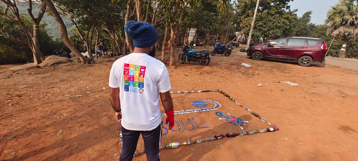 Ssamal12345's tweet image. Let&apos;s try for plastic free Hockey 🏑 and let&apos;s save olly from plastic pollution.
#sdgaction 
#HockeyWorldCup2023
@SDGOdisha @PradeepJenaIAS @CMO_Odisha @bmcbbsr @DilipTirkey @sports_odisha @Pradeep25687 @Youth4Water1 @YASMinistry @ShombiSharp @UNYouthEnvoy @StarSportsIndia