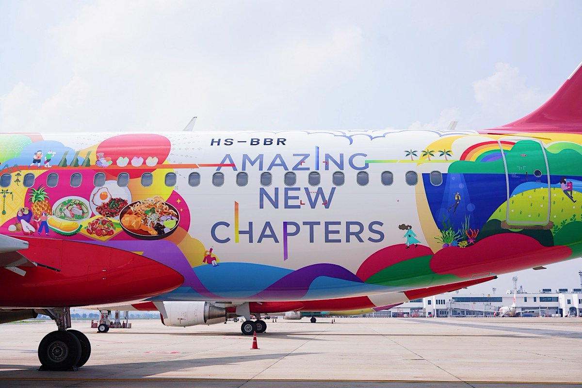 airasiaTH's tweet photo. การท่องเที่ยวเเห่งประเทศไทย (ททท.) ร่วมกับสายการบินไทยแอร์เอเชีย เปิดตัวเครื่องบินลาย Amazing New Chapters ลำที่ 2 ✌️
ตามเเนวคิด “ปีท่องเที่ยวไทย”ตอกย้ำการฟื้นตัวของการท่องเที่ยวไทย
บินกับเครื่องบินลาย ใหม่✈️ อย่าลืมถ่ายรูปแล้วโพสต์แล้วติดแฮชเเท็ค #airasia #amazingnewchapters น้า https://t.co/Se3BnrBhVM