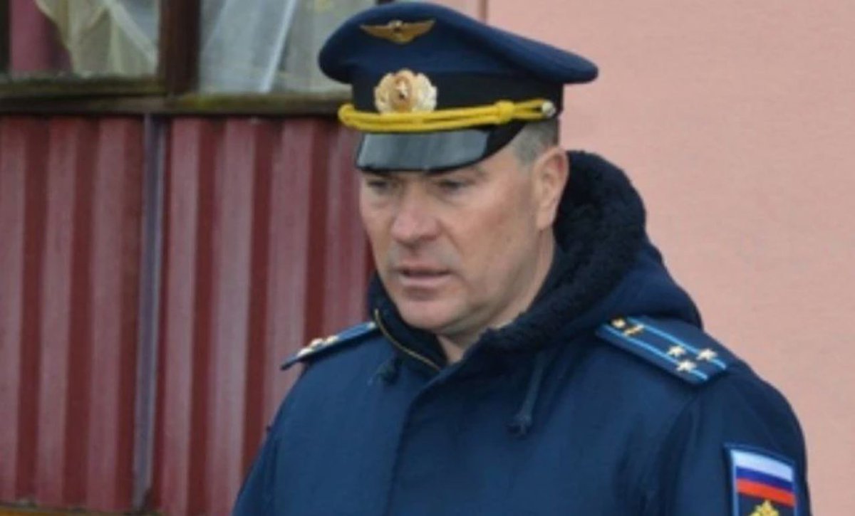 nexta_tv's tweet photo. The war criminal who is directly responsible for the missile strike on the apartment building in #Dnipro is the commander of the 52nd Guards Heavy Bomber Aviation Regiment (Shaikovka), Colonel Oleg Timoshin. https://t.co/J7OHGqVqhP