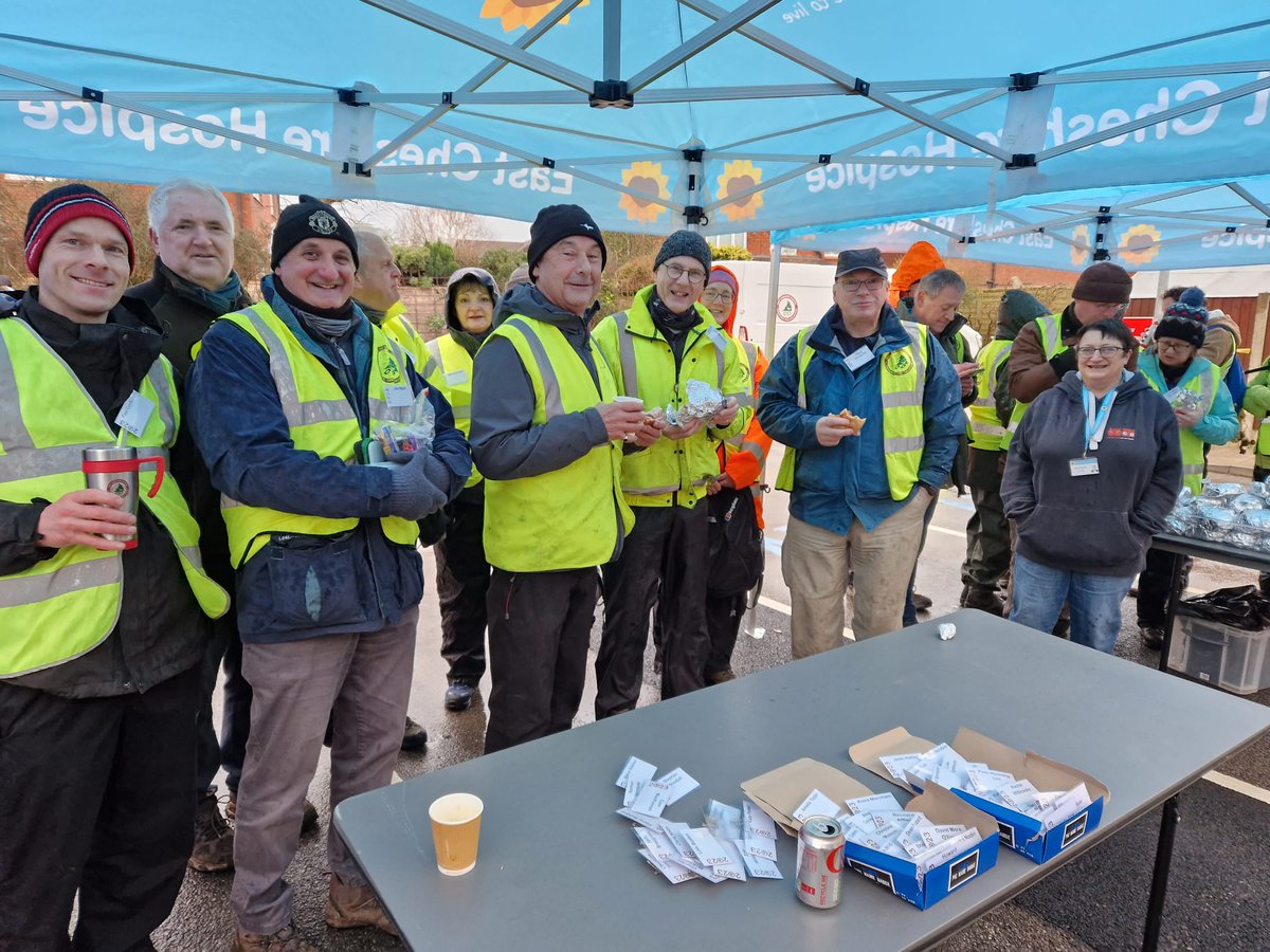 ECHospice's tweet photo. East Cheshire Hospice Christmas Tree Collection day two is GO! ππ
Thank you once again to all our AMAZING volunteers and sponsors, without whom the collection, and the money it raises for the Hospice would simply not be possible.
#echtrees https://t.co/9wLGEnWTKA