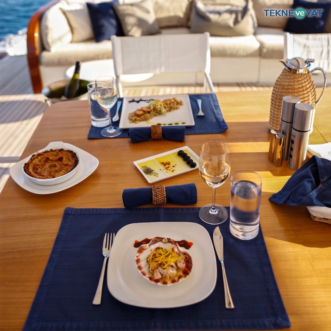 Enjoy your best meals in the sea! 🍽️ 

#bluecruise #bluevoyage #bluecruiseturkey #guletcruise #yachtholiday #yachtvacation #guletholiday #teknekiralama #yatkiralama #mavitur #maviyolculuk #teknetatili #travelturkey