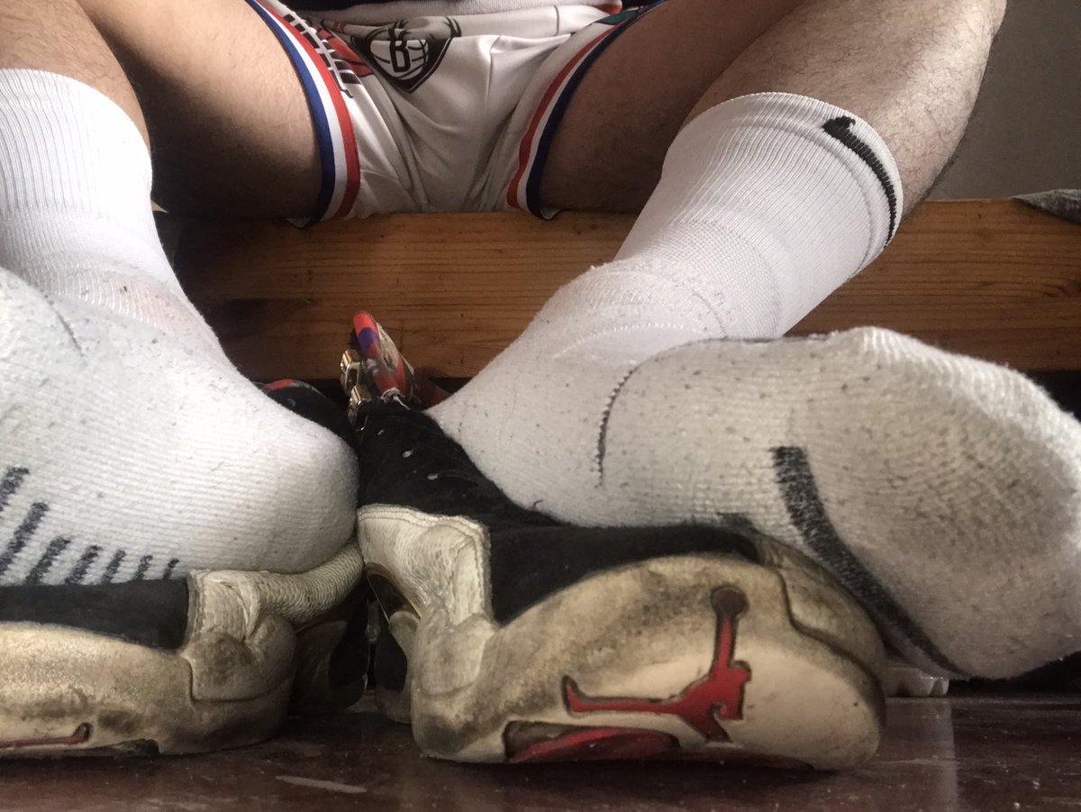 znS050124's tweet photo. 真的不想舔一舔 闻一闻 #乌鲁木齐 #男s #男高中生 https://t.co/rajcEJsTnr