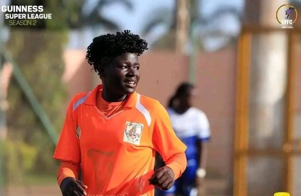 🇨🇲 Brenda Tabe's  stats

▪️28 goals for Lekie FC (2018_2019 )
▪️17 goals for AS AWA (2019_2020)
▪️15 goals for AS AWA (2020_2021)
▪️10 goals for AS AWA (2021_2022
▪️9 goals military world cup
▪️ All time top scorer for AWA
▪️2 goals this season to take her on 44 goals in 52 GSL
