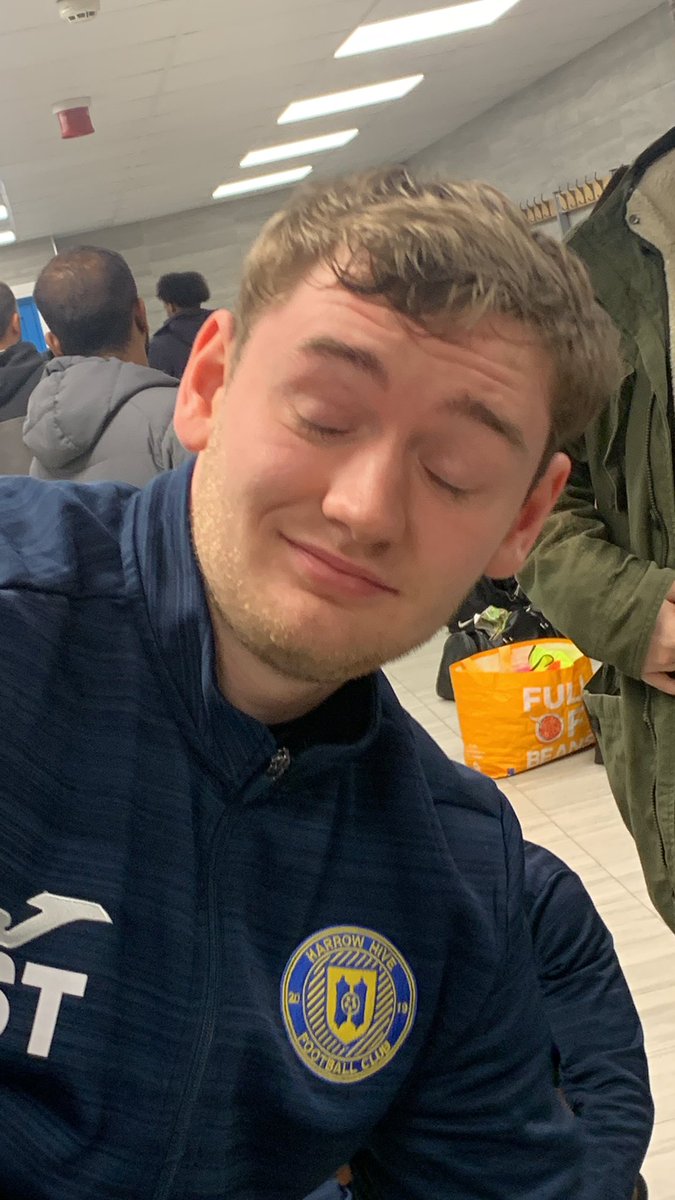 TEAM ANNOUNCED

GK: Sean
DEF: Aaron, Evan, Leo, Fahad
MID: James, Kene, Gary
ATT: Abdulrahman, Harmeet, Nikil

BENCH: Saif, Ash, Zak

#UPTHEHIVE 🔵🟡🔵🟡