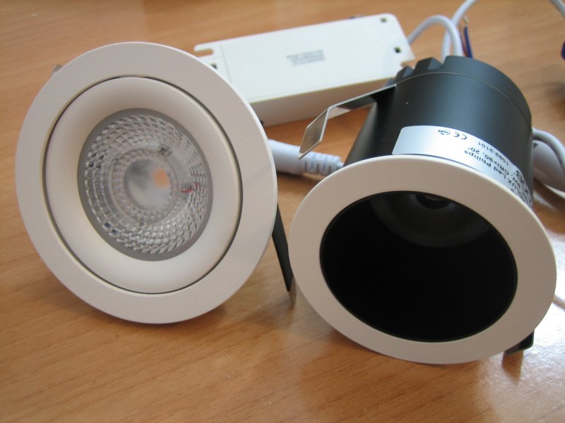 blogbombillas's tweet photo. Downlights #led Spot Prolux Philips Lumiled 8W de #Ledbox
Review:
https://t.co/oeZQesXIjX
Dos focos led de gran calidad con led cob Philips, driver Lifud y un alto índice de reproducción cromático Cri > 90 aptos para uso comercial. https://t.co/W4Quvzdq8d