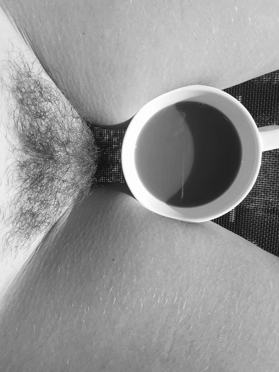 returnofthebush's tweet photo. Wake on Sundays 🖤🖤🖤 Komm in den Berlin Bush Club - Join Berlin Bush Club #bringbackthebush #sexypubes #hairy #youngbush #hairishot #dailybush #showusyourbush #hairyisthebest https://t.co/wNtUSZ9cLy