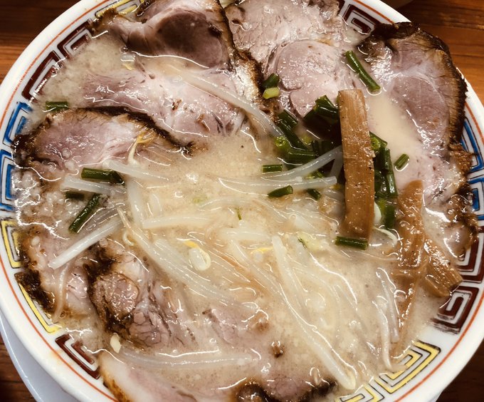 しごおわ❗️
疲れたからラーメン食って帰る‼️ 