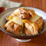 食べたいときにさっと作れそうなお手軽さがすごく嬉しい!電子レンジで作れる簡単「丼もの」レシピ!
