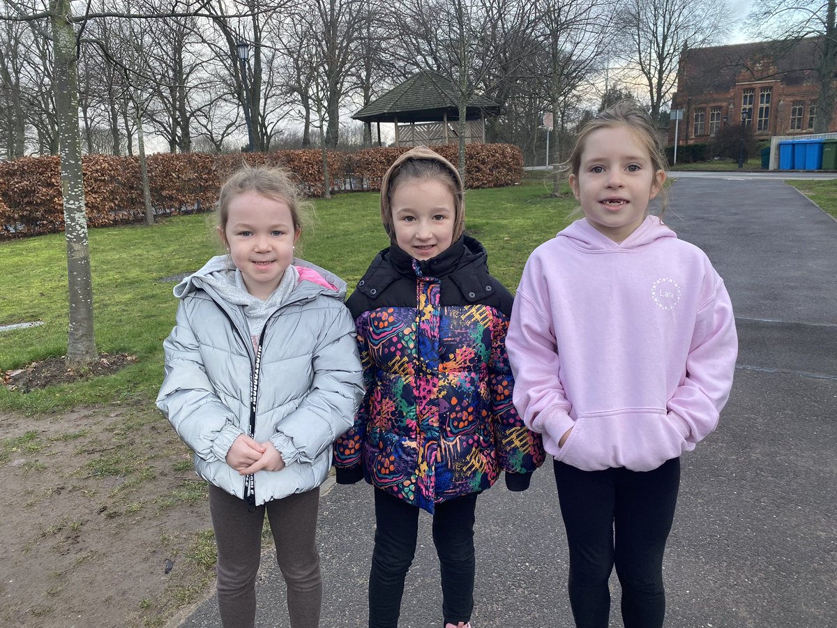 @RobinClassY1 these #remarkablerobins doing junior park run this morning ❤️ absolutely smashed it girls! Well done 👏🏻 @DeltaNorbridge #bethebestyoucanbe