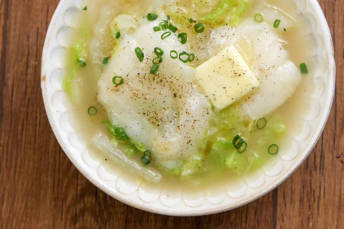 まるでパイタンスープのよう？！お餅や白菜を使った、とっても美味しそうな「スープ」レシピ！