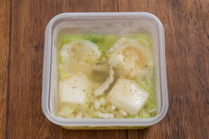 まるでパイタンスープのよう？！お餅や白菜を使った、とっても美味しそうな「スープ」レシピ！
