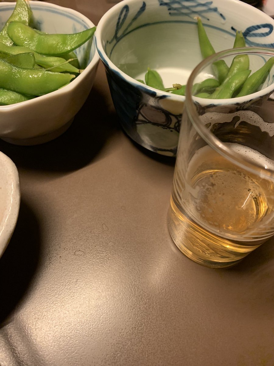 3santabi3's tweet photo. こんばんは。
ビールには枝豆ですね！この組み合わせは理にかなっていると聞いたことがあります。
最近は休肝日も作っています。
皆様もお身体にご自愛下さい。

#散旅 https://t.co/D4CXafPH91