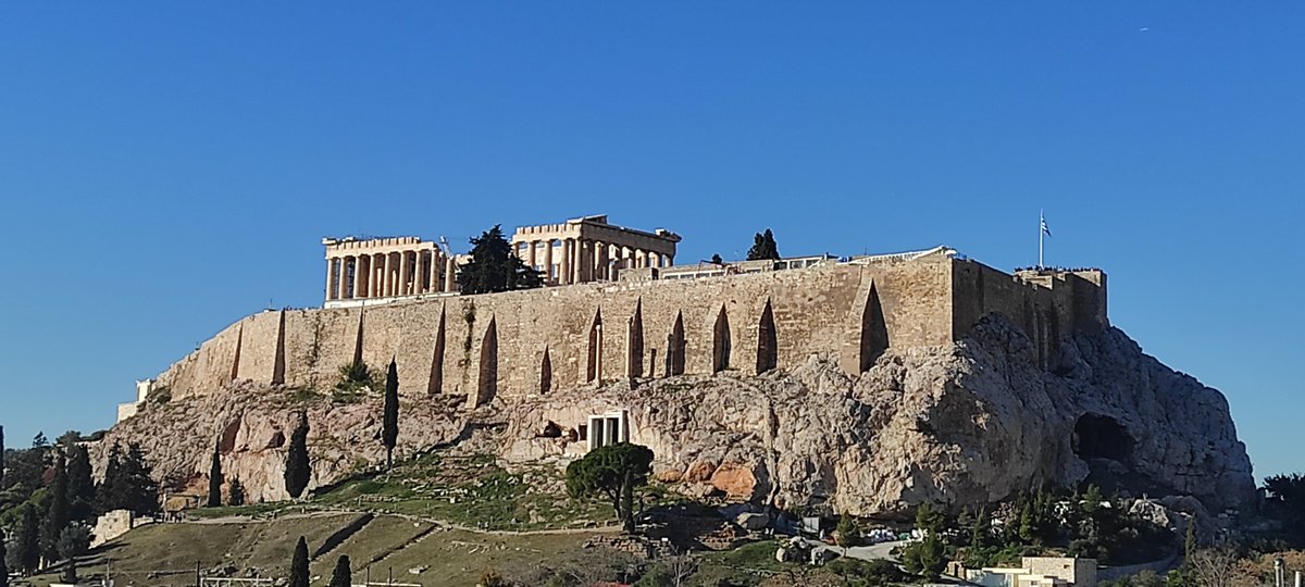 indohellenic tweet picture