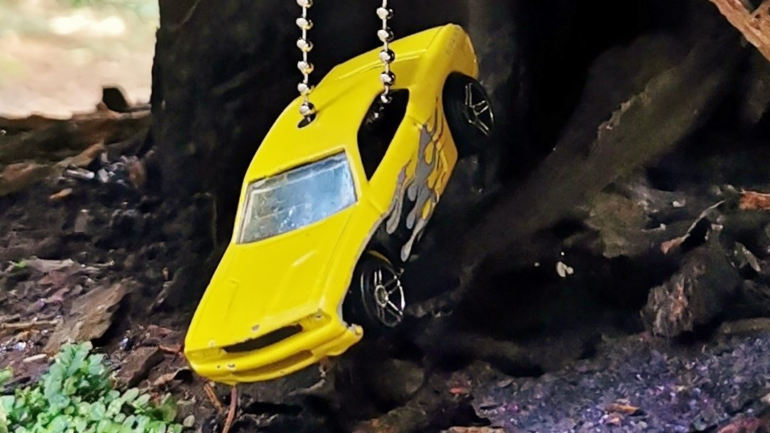 Geo_Minz's tweet photo. New picture for #TB9VH3C - Minz TB - Dodge Challenger Concept from @HadernerFrosch 🇩🇪 thanks. Link to the TB https://t.co/wgtSqJtDZd #geocaching #geocacher #trackable #diecast https://t.co/jpjOY0sobd