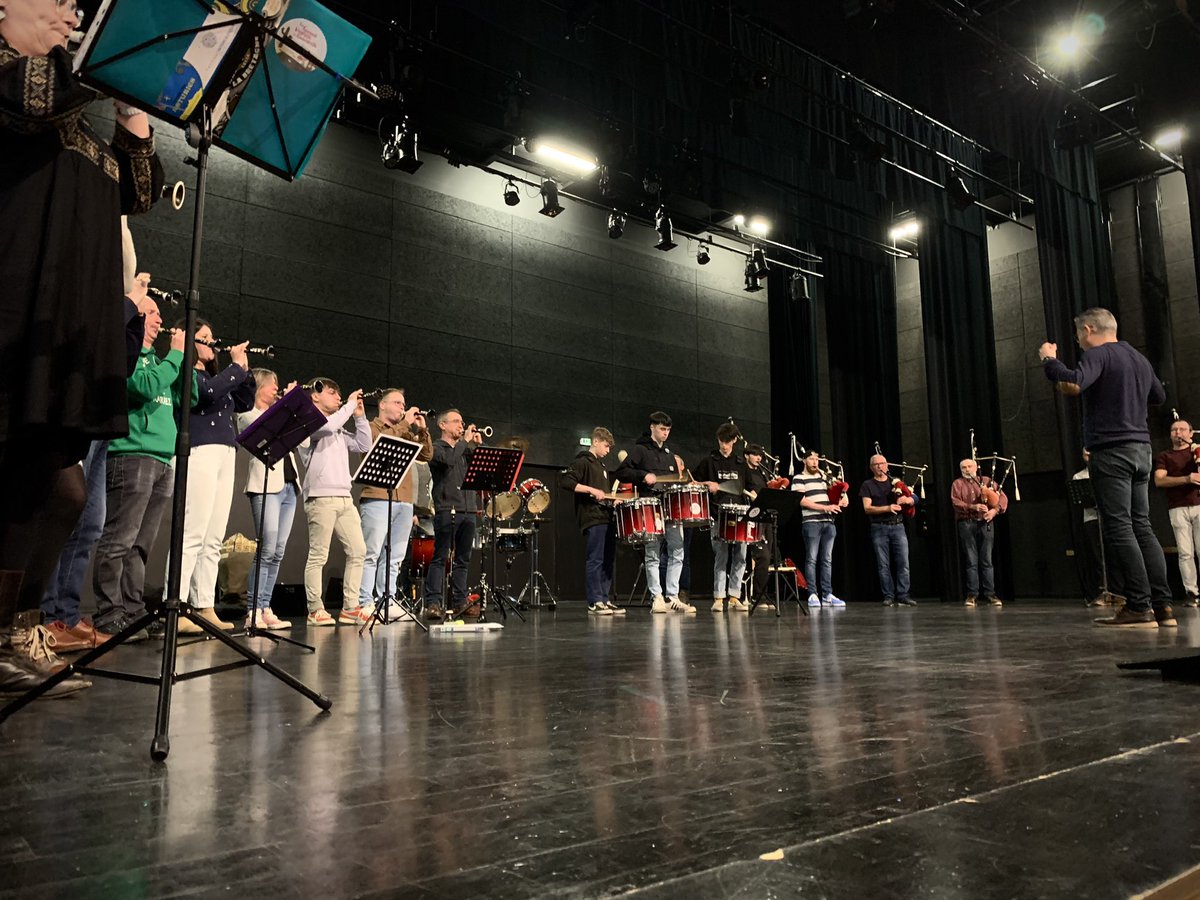 1ere répétition d’ensemble de la saison 🎶 Le compte à rebours est lancé, rendez-vous le 5 mars à vannes pour la 1ere manche du championnat national des bagadoù 🏆