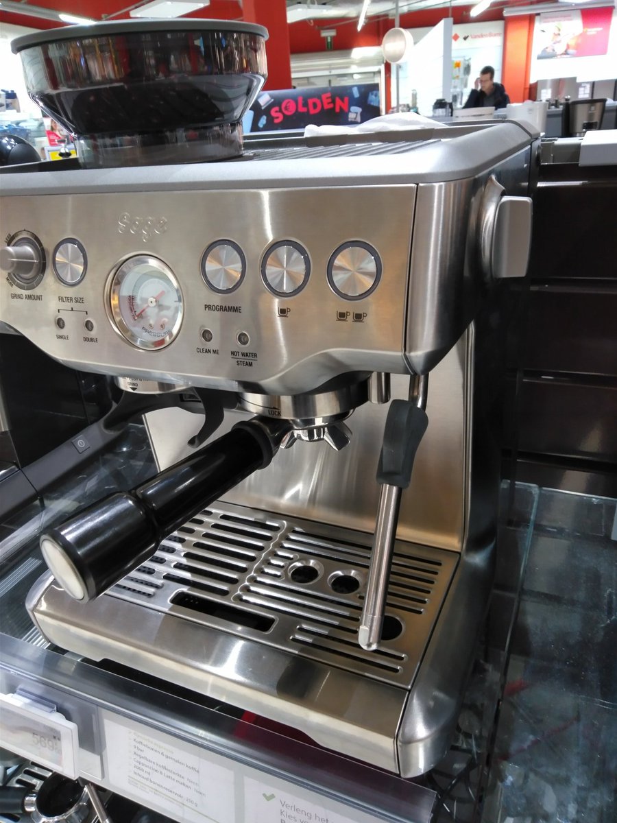 Patrick2254's tweet photo. Home barista https://t.co/ZDudY9xPiI