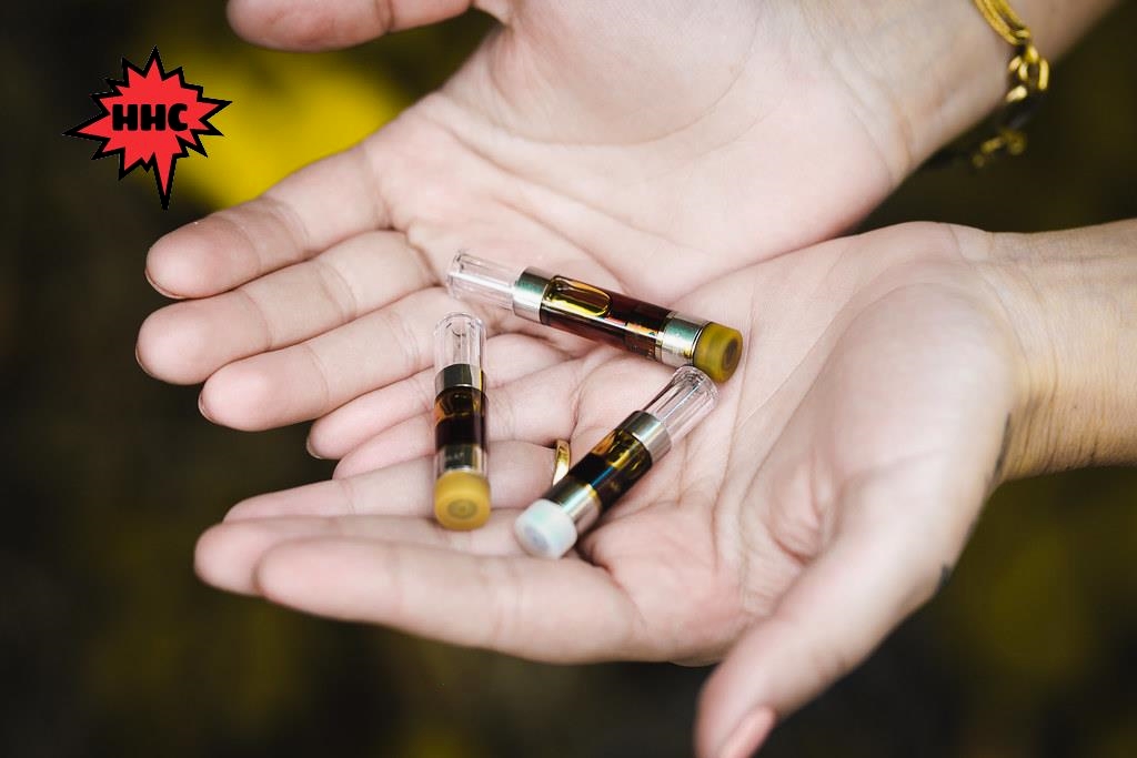 VapepenH's tweet photo. Expérience de vapotage du THC
https://t.co/16mpyx8IhL
#vapemodels #vapers #vapeliquid #cannabispics #vapeinitaly #cannabisseeds #vapesale #cannabis4us #vapecomunity #cannabisindustry #cannabislove #france #vapoteursdefrance #vapelovers https://t.co/4tBFeCRULG