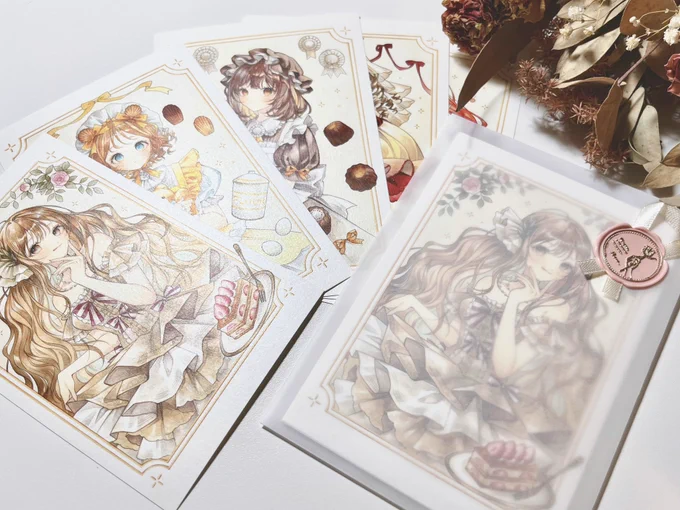 新作グッズポストカードセット「Sweets」 「Tea」今回もキラキラの紙に印刷しています  