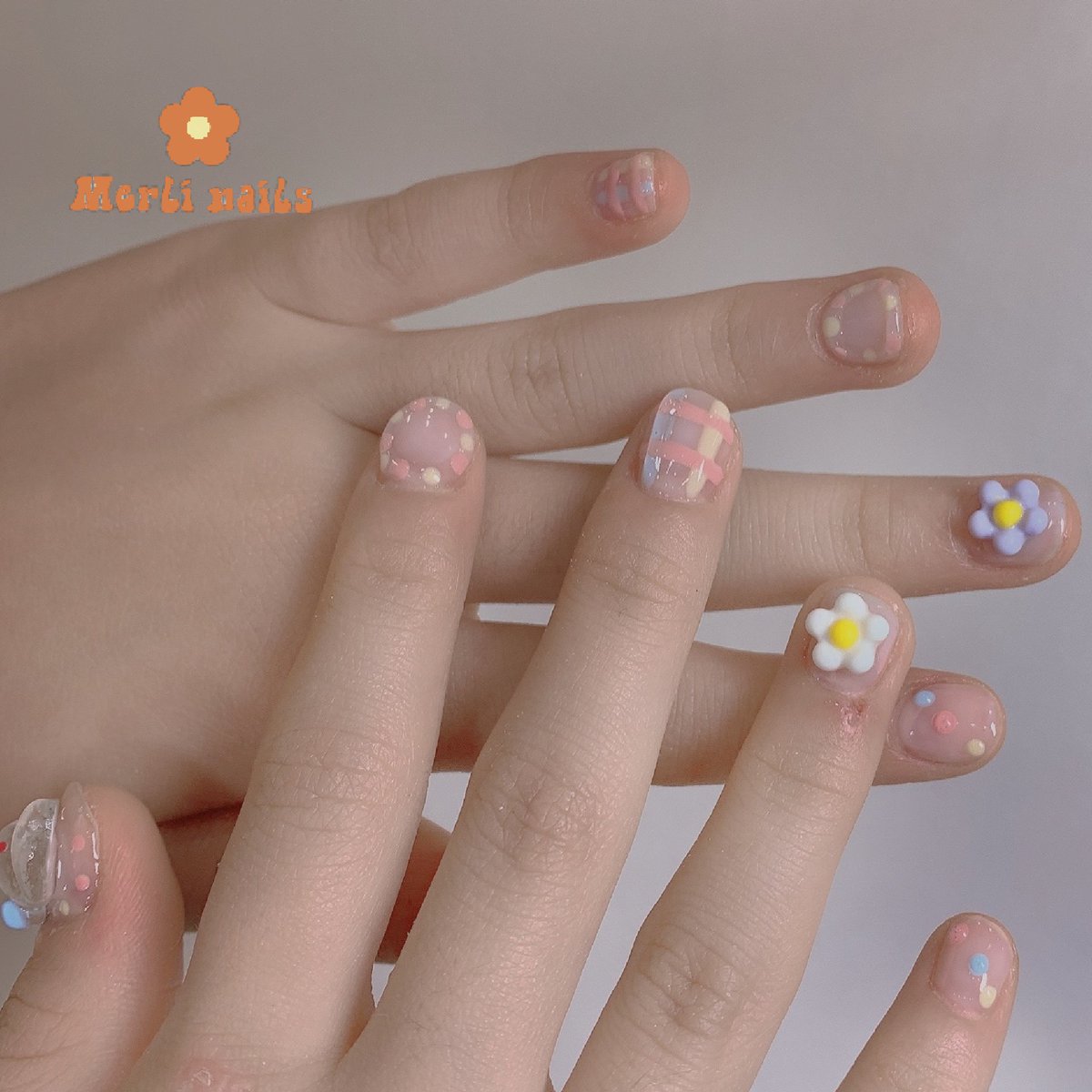 Merli_nails's tweet photo. Cute color nails y Merli Nails Nha Trang
❤ 𝑨𝑹𝑻 ��𝑨𝑰𝑳 - 𝑾𝑨𝑿𝑰𝑵𝑮
📍𝔸𝕕𝕕𝕣𝕖𝕤𝕤: 𝟒𝟑𝐀 𝐁ạ𝐜𝐡 Đằ𝐧𝐠, 𝐏𝐡ướ𝐜 𝐓𝐢ế𝐧, 𝐍𝐡𝐚 𝐓𝐫𝐚𝐧𝐠, 𝐊𝐡á𝐧𝐡 𝐇ò𝐚 𝟓𝟖𝟎𝟎𝟎
☎️ 𝟎𝟖𝟏 𝟗𝟒𝟗 𝟕𝟕𝟕𝟗 (WhatsApp)
#네일스나트랑 #Nail #Koreanails #waxing https://t.co/DaJhfWhAJV