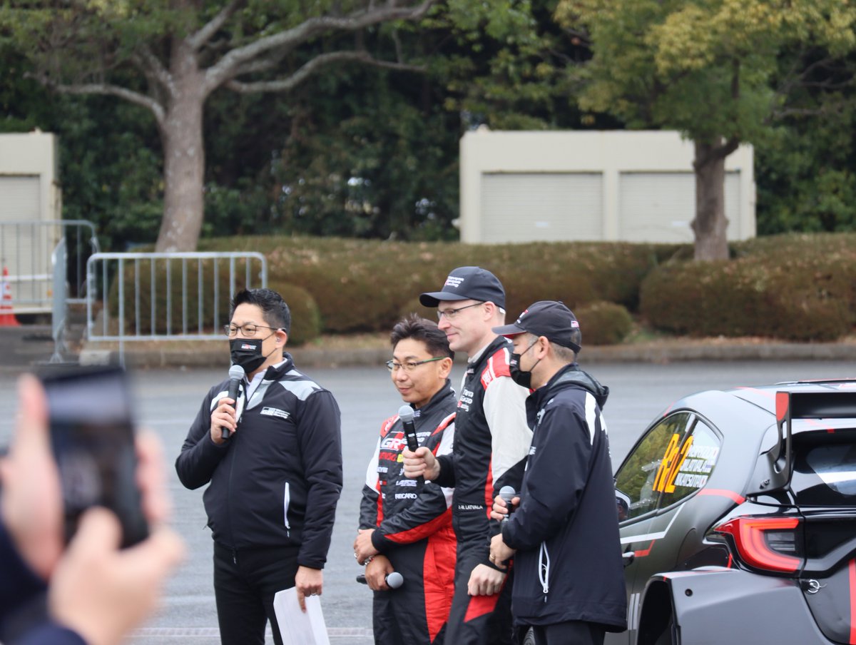 MarieHaan's tweet photo. ヤリ-マティ・ラトバラ代表❤
勝田範彦選手❤
ピエール北川さん❤
はい、若手選手等には付けない「❤」盛り盛りで~す😆
ドーナツいっぱいごちそうさまでした!眼福😍
勝田選手のサインも貰っちゃいました!ありがとうございました
(ステッカー持っててよかった)
#TAS2013
#GRヤリスRally2 https://t.co/tNBlvy6qZQ
