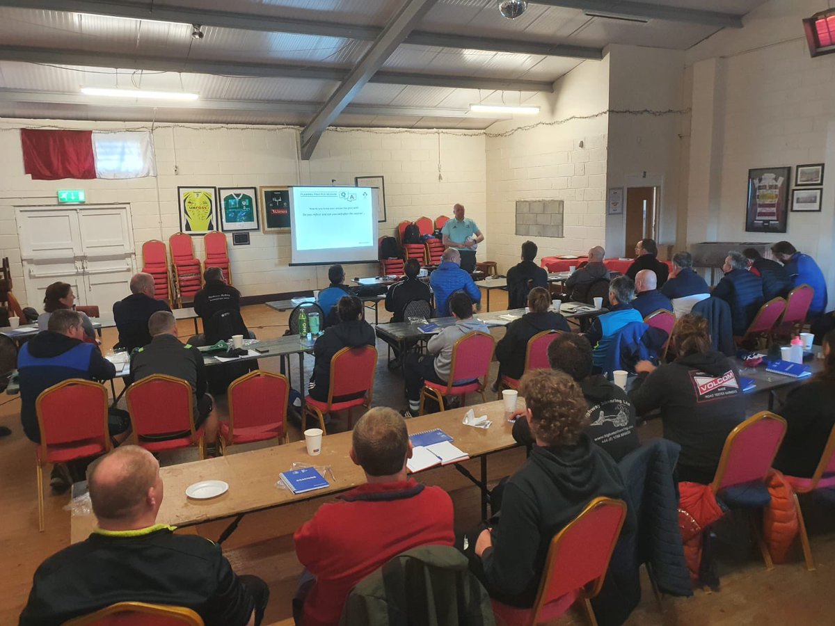 corey_carty's tweet image. Over 40 coaches on our @rugbysoutheast Children’s Coaching Course yesterday in @TullowRFC. Thanks to our tutors on the day @JennieBagnall @gavinwhitney09 @Graham_Barry92 #FromTheGroundUp #CoachingCourse #NeverStopCompeting @LeinsterBranch
