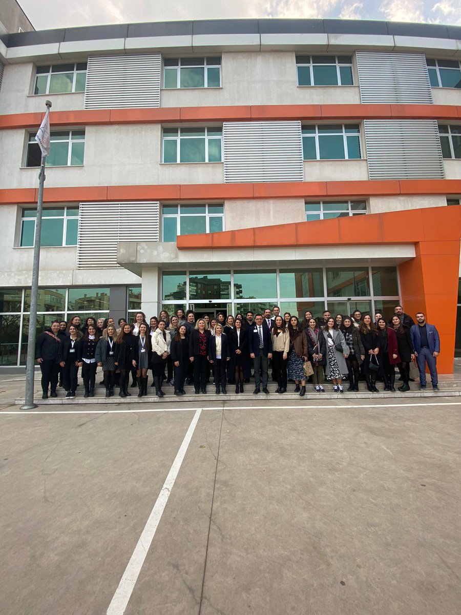 Bursluluk sınavımıza katılan tüm öğrencilere, velilere ve sınav süresince büyük bir özveriyle çalışan başarımızın en büyük mimarı öğretmenlerimize, yöneticilerimize ve çalışma arkadaşlarımıza teşekkür ederiz. #DoğadaBurs @dogaokullari <a href="/KvancBarlas/">Kıvanç Barlas 🇹🇷</a> <a href="/Glrbci/">Gül Arabaci</a> <a href="/zzaferulusoy/">Zafer Ulusoy</a>