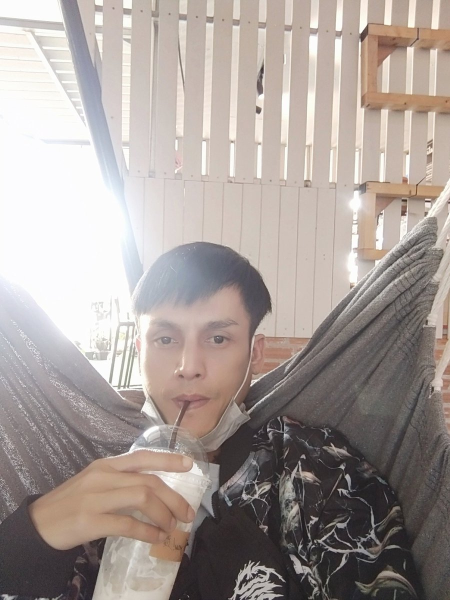 Narawit23782658's tweet photo. ว่างๆหาคนมา mk https://t.co/MFV7Vg8fsf