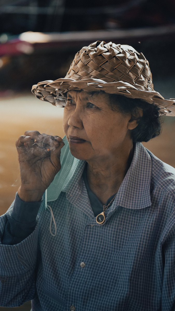 Good evening from Damnoen Saduak Floating Market , Thailand 🙌🏻

#Bangkok #Thailandtourism #people